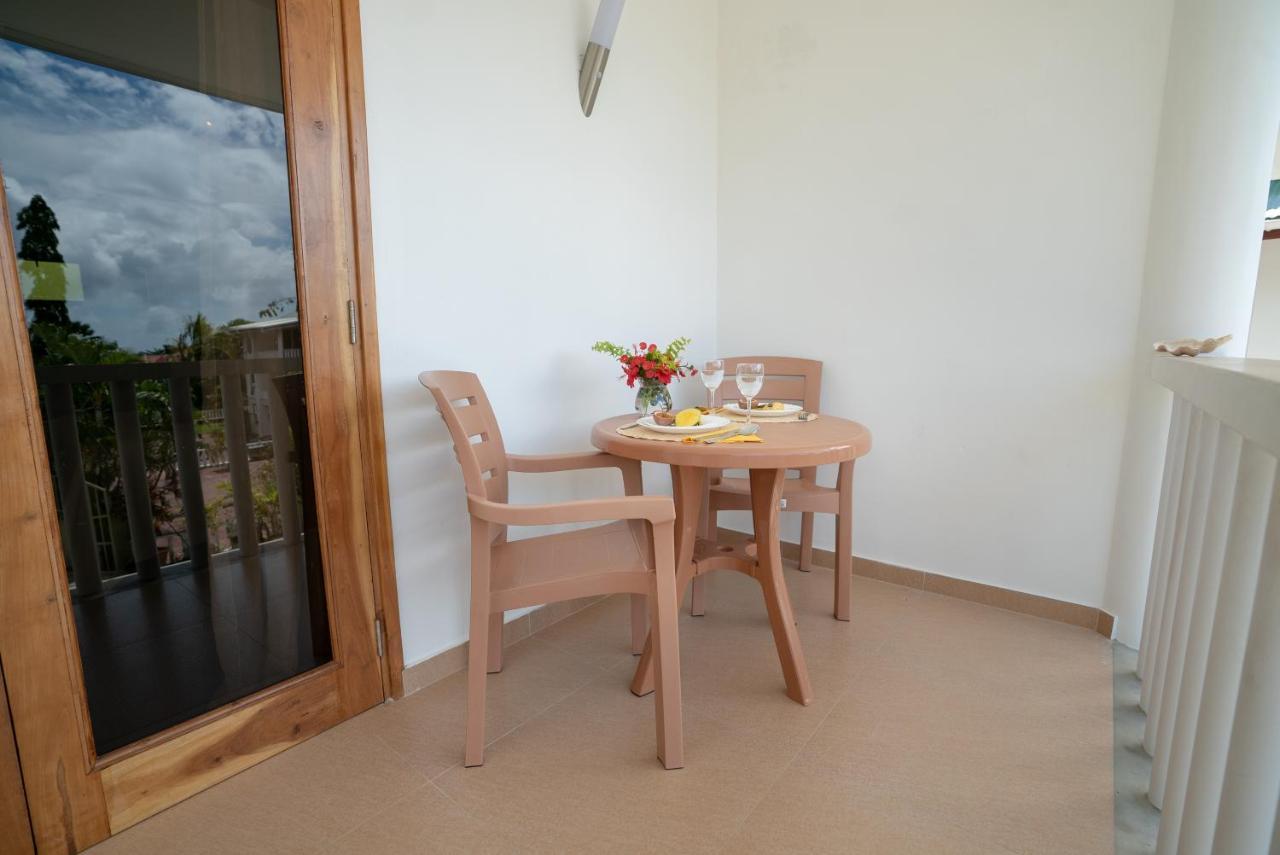 La Maison Hibiscus Self Catering Accommodation Beau Vallon  Εξωτερικό φωτογραφία