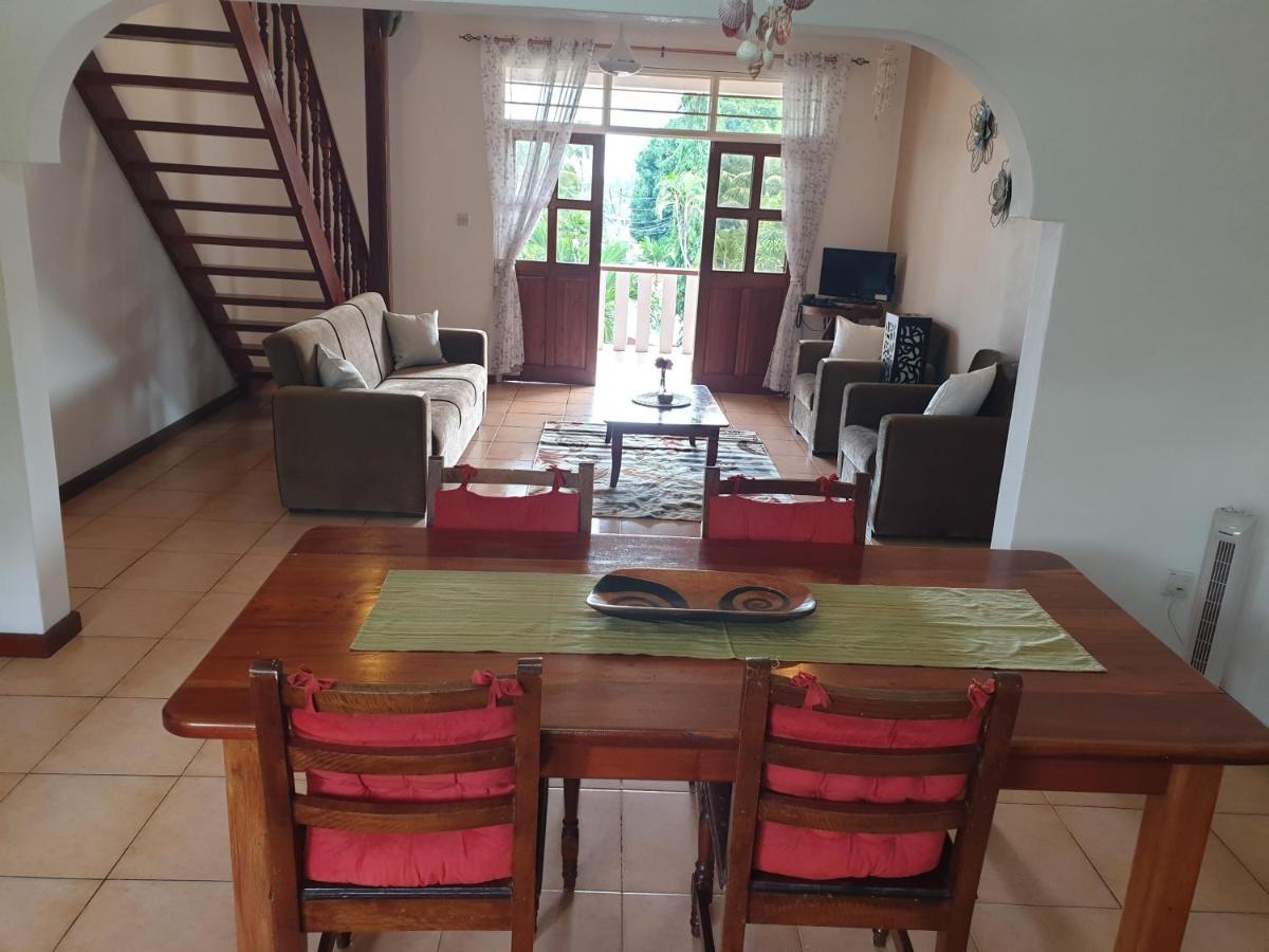 La Maison Hibiscus Self Catering Accommodation Beau Vallon  Εξωτερικό φωτογραφία